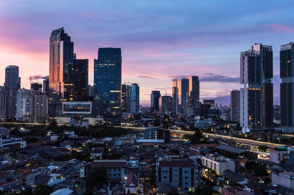 Oyo 90438 Mampang 34 Residence Jakarta Buitenkant foto