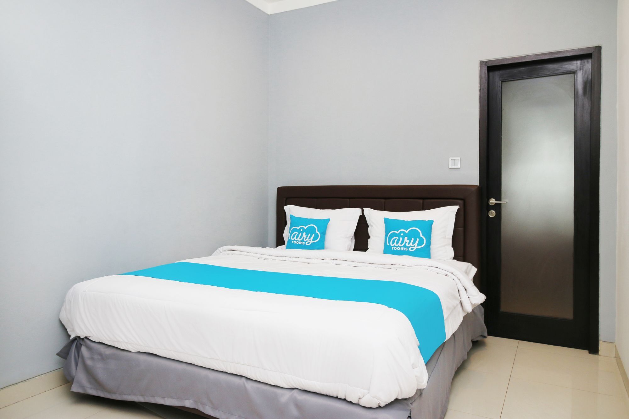 Oyo 90438 Mampang 34 Residence Jakarta Buitenkant foto